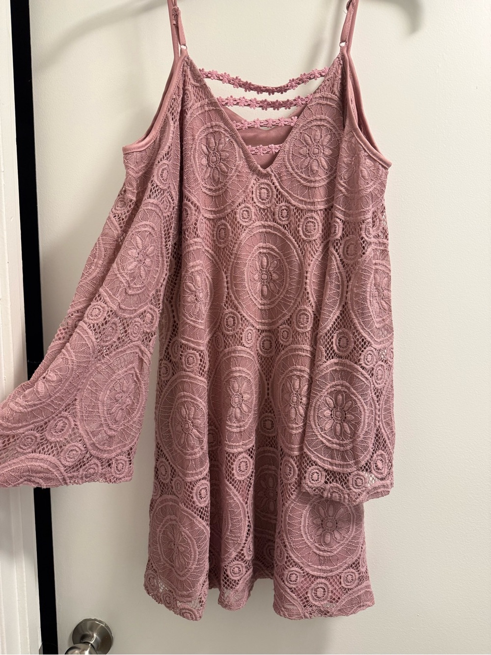 love, Fire One-Shoulder Lace Dress in Mauve Pink
